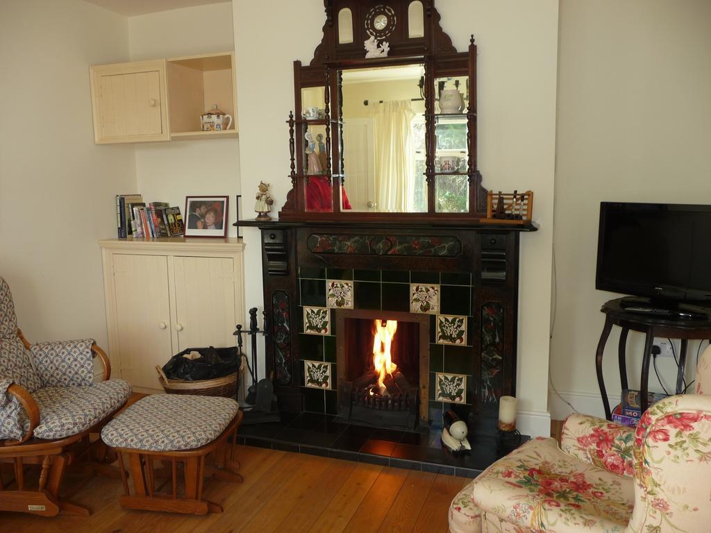 Hawthorn Cottage Greencastle  Bilik gambar