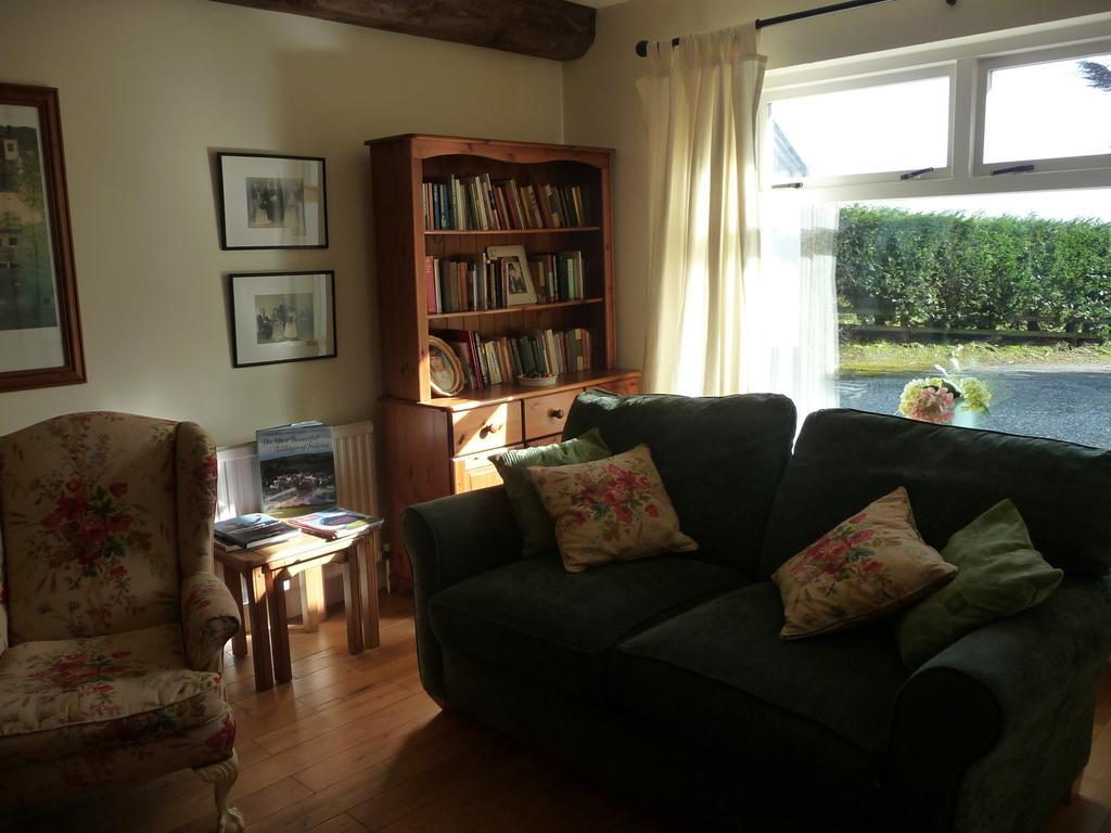 Hawthorn Cottage Greencastle  Bilik gambar